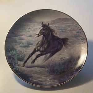 Gregory Perillo’s North American Wildlife Collection “Mustang” Plate - Hamilton